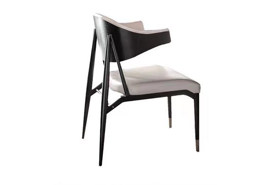 590*607mm het Meubilairodm van het Hotelrestaurant Zwart-witte Leer het Dineren Stoelen met Wapens